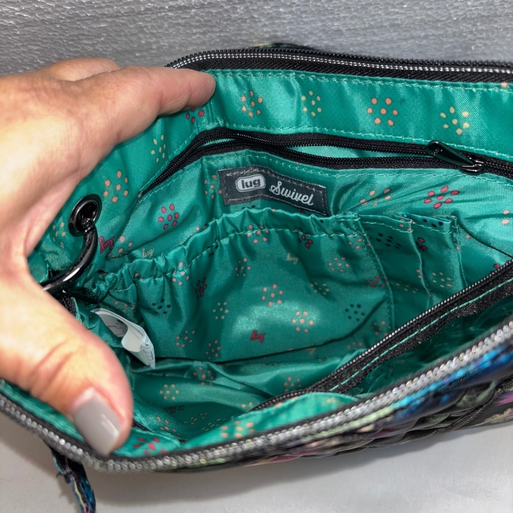 Lug Swivel | Convertible Quilted | Floral Bloom Crossbody Bag Adjustable Strap - Picture 7 of 15